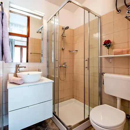 Appartamento House Nino In *